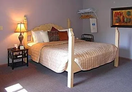 Uptown Inn