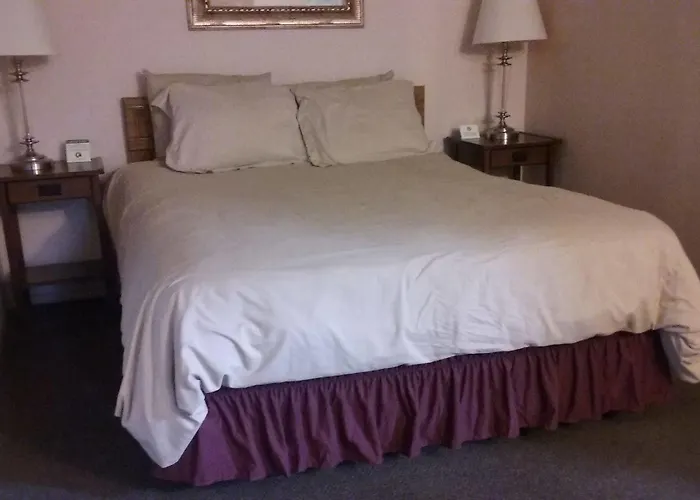 Uptown Inn 2*